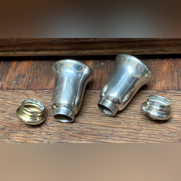 Early 20th Century Antique Sterling Silver Miniature Salt & Pepper Shakers - Picture 12 of 14